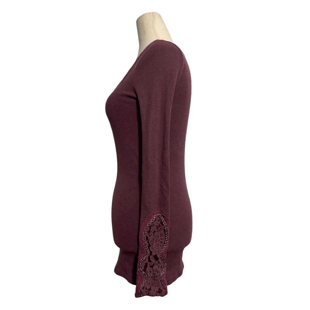 Free People • Crafty Lace Cuff Long Sleeve Thermal Top Burgundy S - Picture 4 of 12